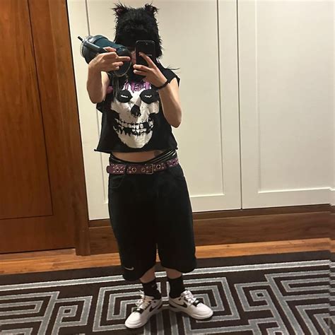 Billie Eilish shares string bikini photo that shows off massive tattoo ...